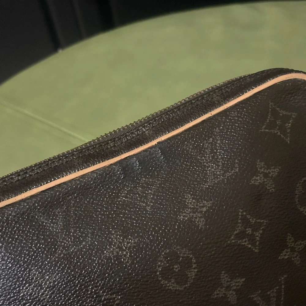 Louis Vuitton Pochette Marly Bandoulier LV Monogram Canvas Wristlet Clutch 1991